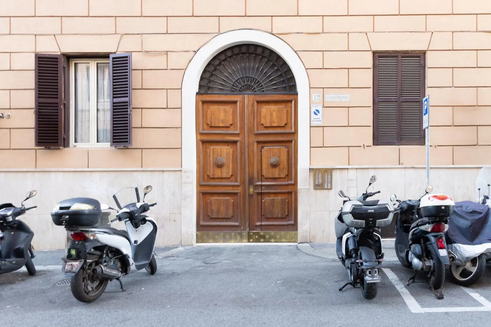 Cozy Suite Saint John Rome Italy