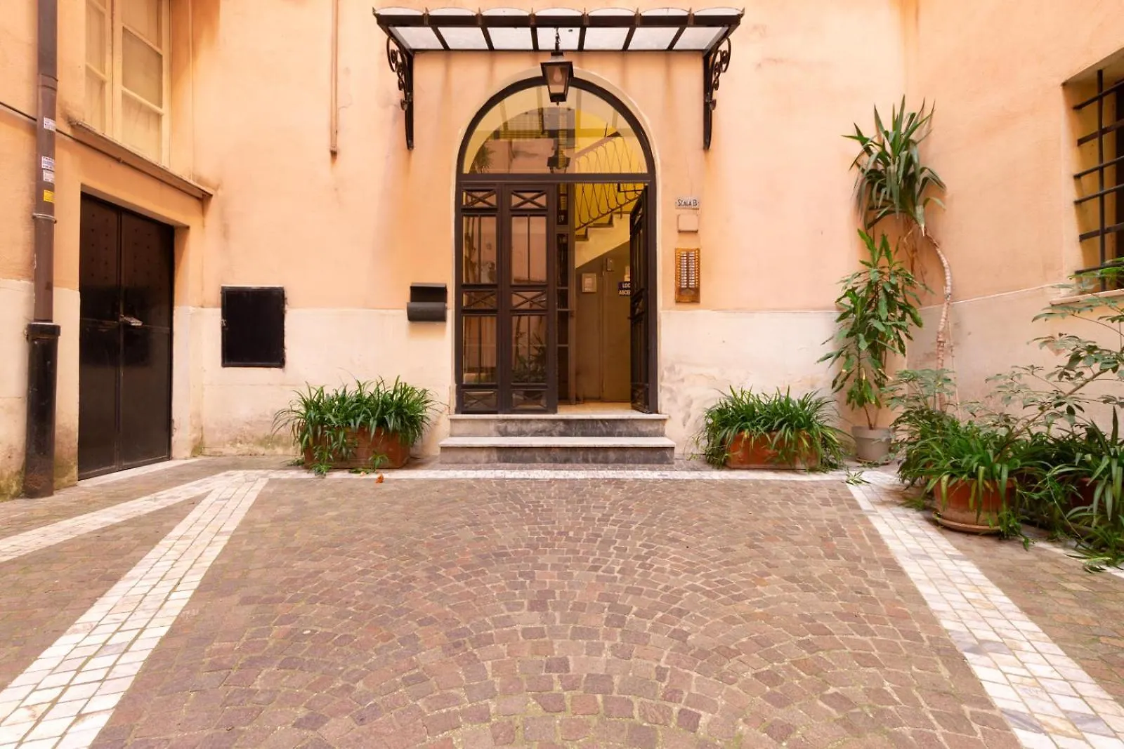 Cozy Suite Saint John Rome 0*,  Italy